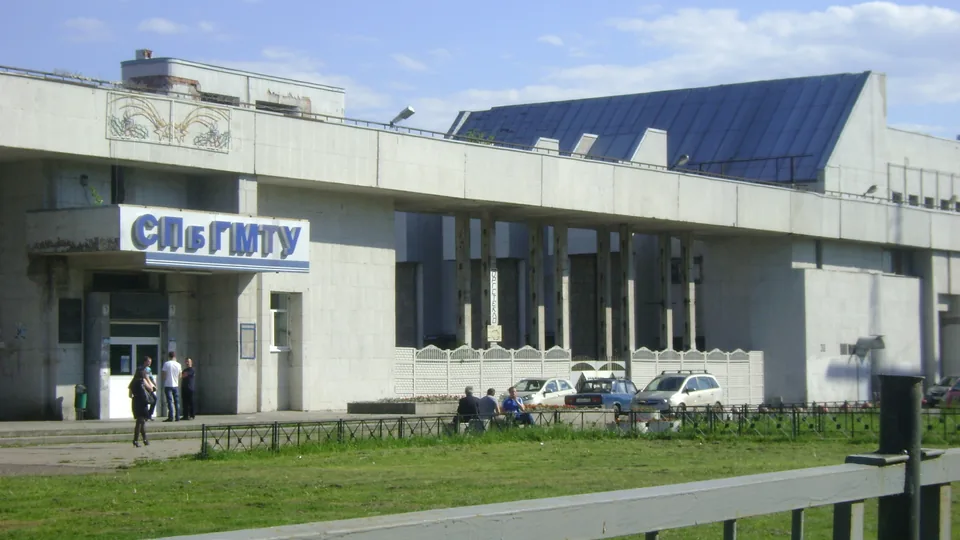 St. Petersburg Denizcilik Teknik Üniversitesi kampüsü
